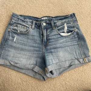 Boyfriend jean shorts